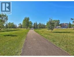 3, 828 8 Avenue NE - photo 44