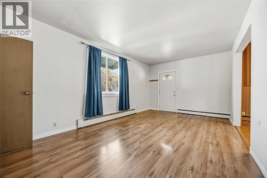 333 Mitton Street South — photo 3