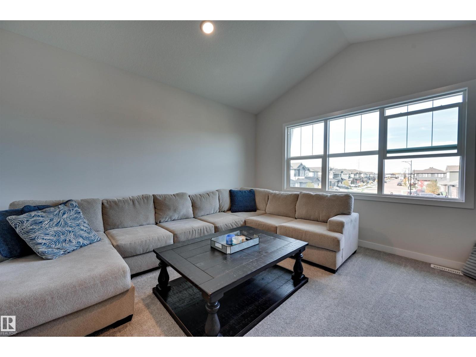 37 Wildrose Court, photo 30