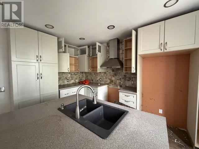 160 Albert ST E - 10