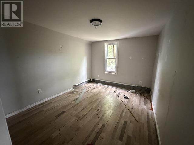 160 Albert ST E - Image 11