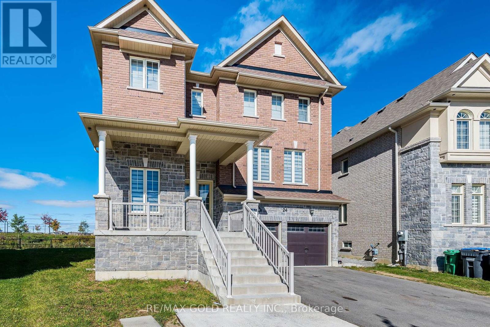 24 Jenwood Crescent, Brampton, ON photo 3