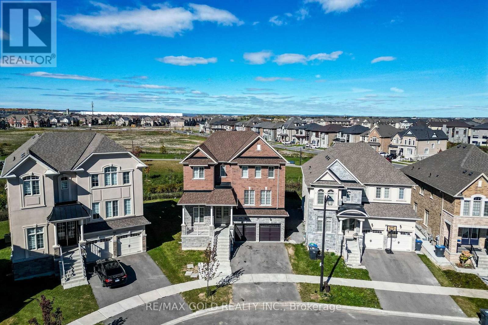 24 Jenwood Crescent, Brampton, ON photo 6