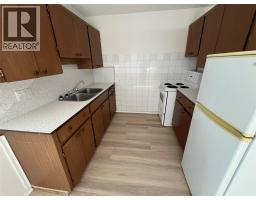 631 Burns Street, Penticton, BC V2A4X2 Photo 14