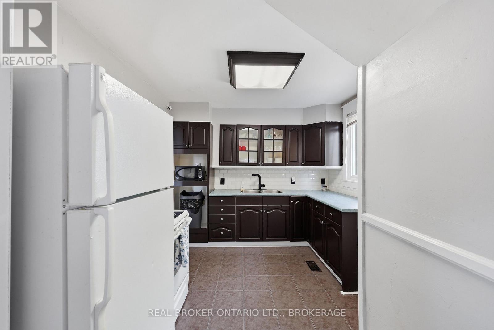 657 COLLINS BAY ROAD - Image 13