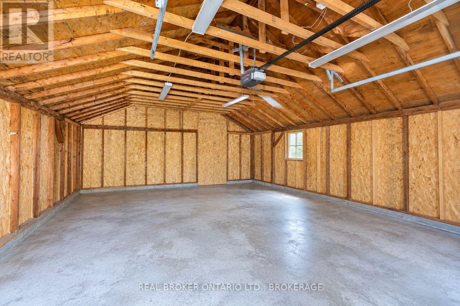 657 COLLINS BAY ROAD - Image 28