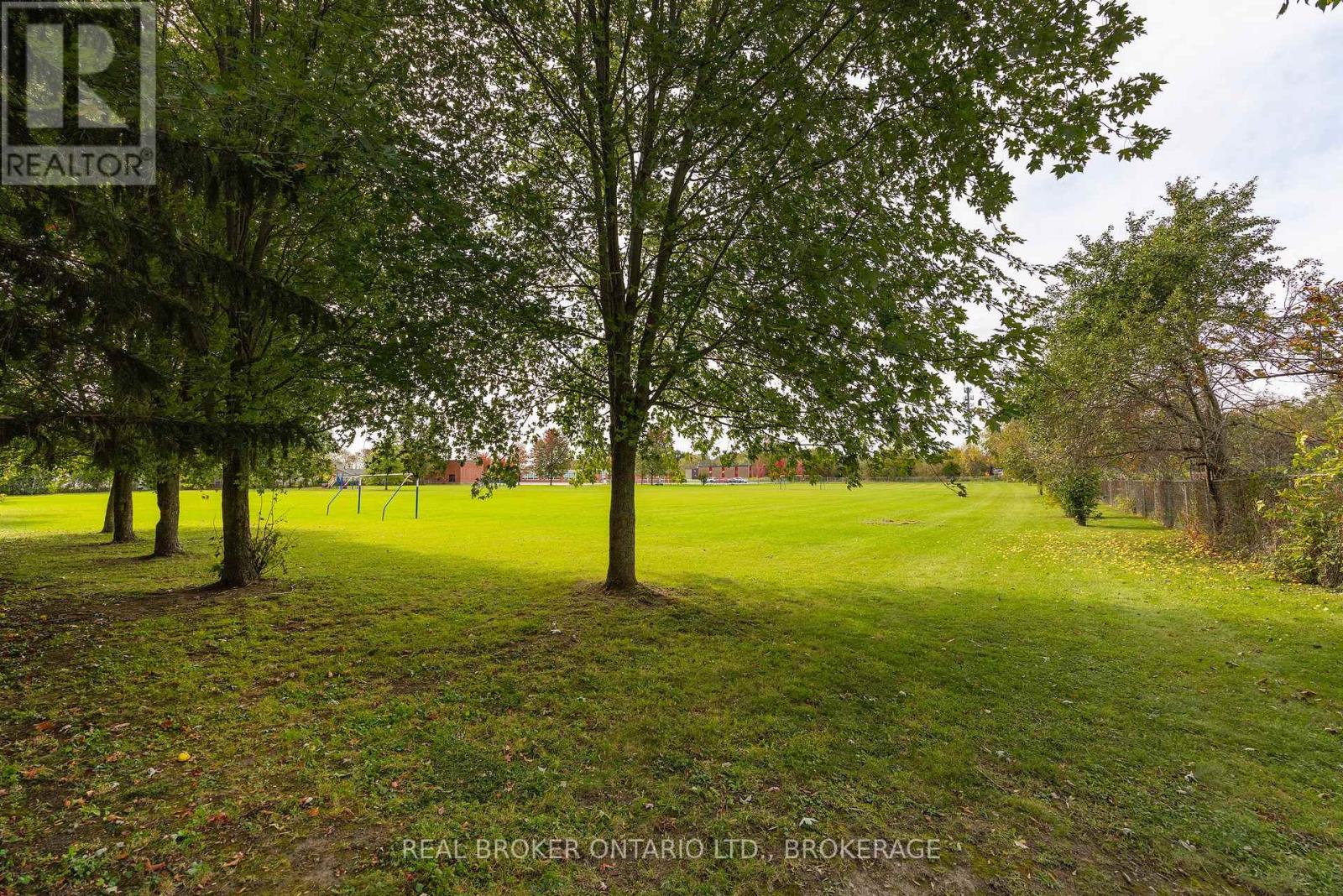 657 COLLINS BAY ROAD - Image 35