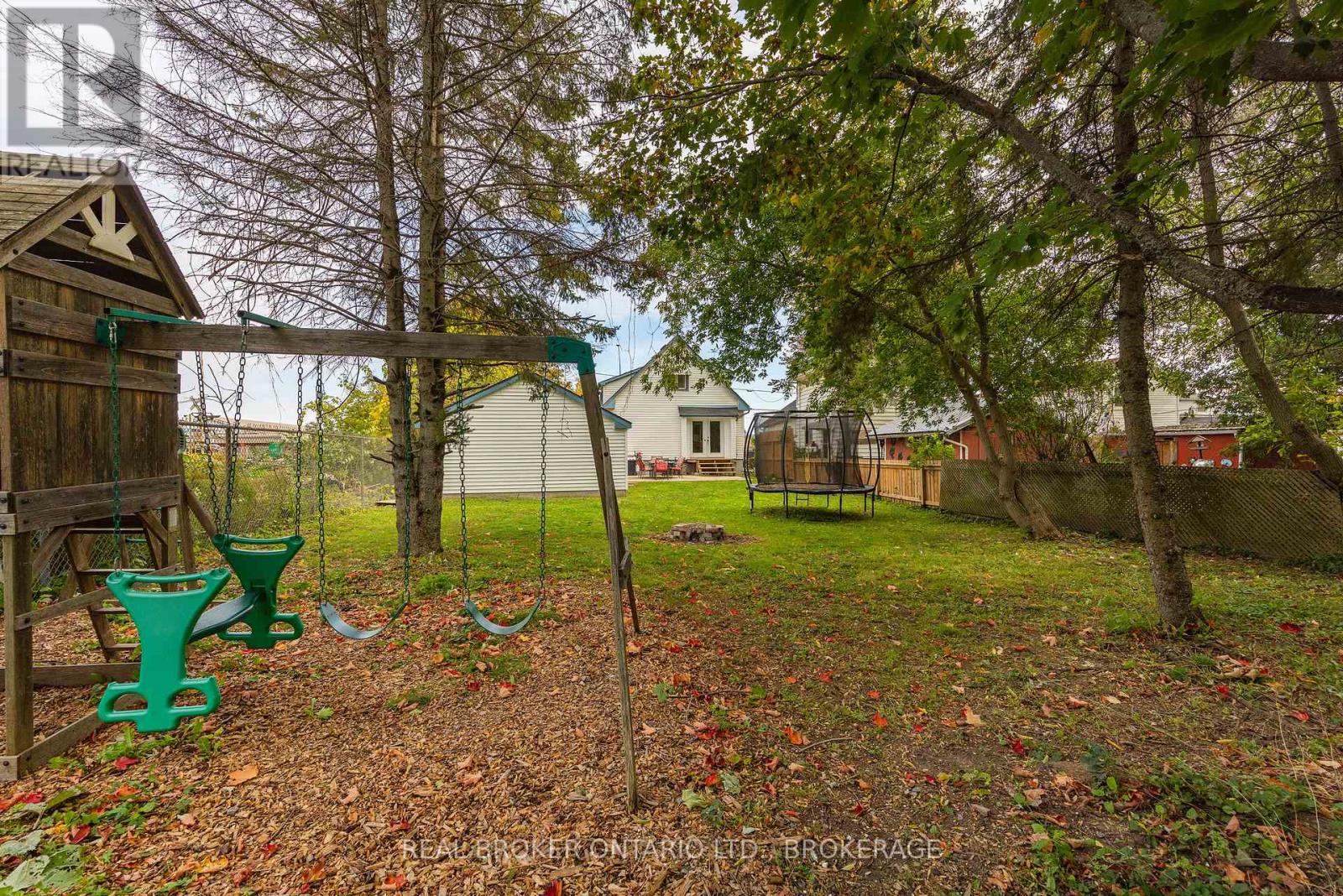657 COLLINS BAY ROAD - Image 36