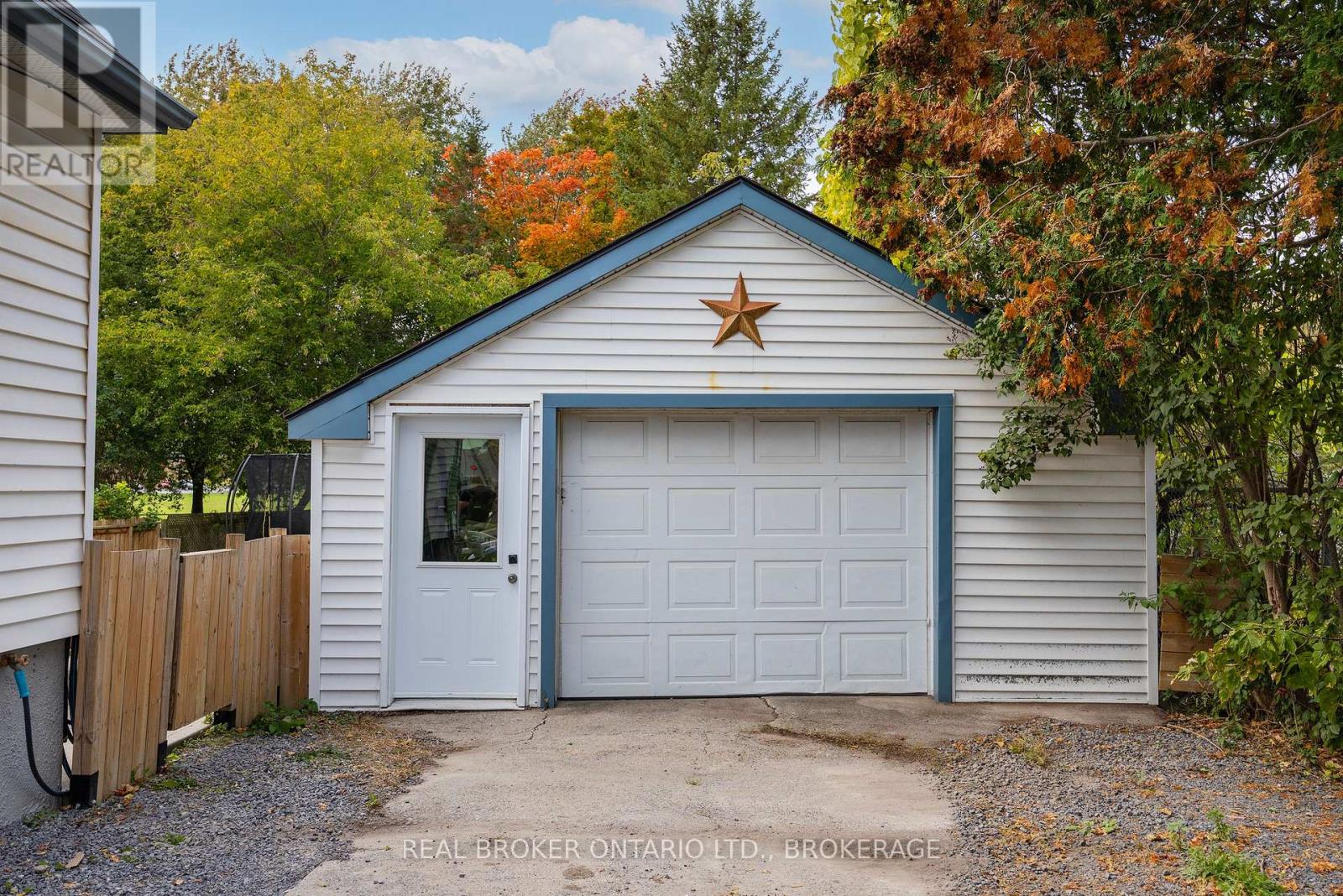 657 COLLINS BAY ROAD - Image 5