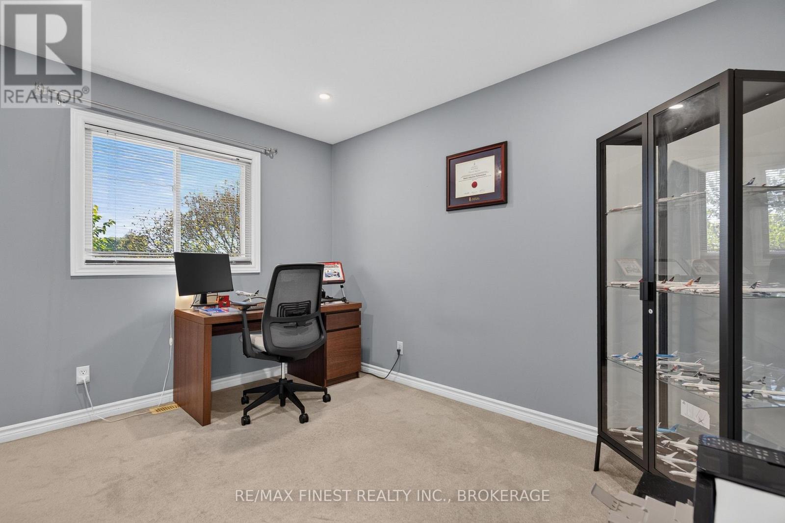 133 AMY LYNN DRIVE - 24