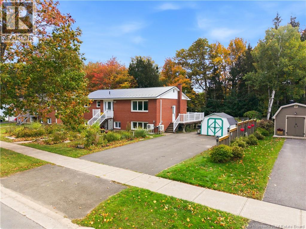 724 Irvine Street - 48