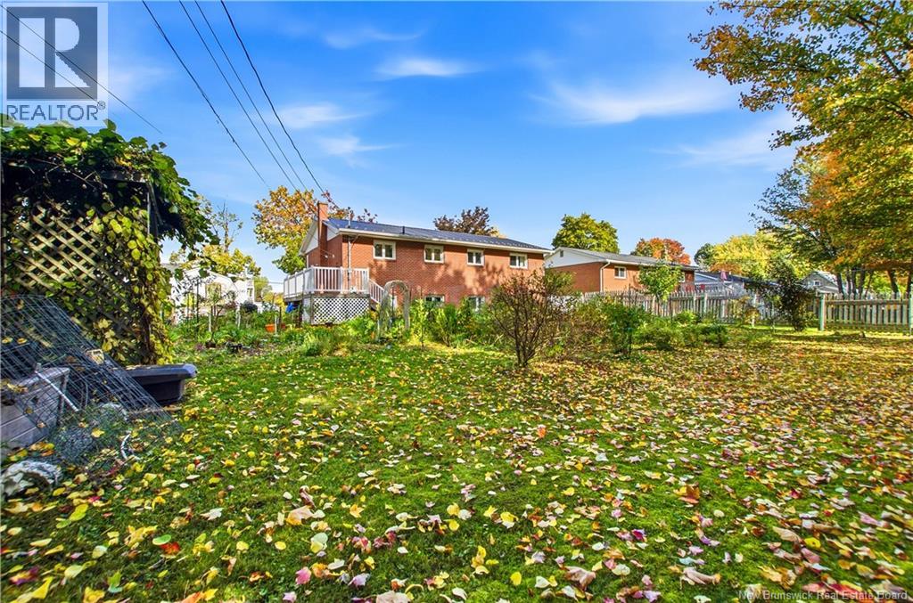 724 Irvine Street - 41