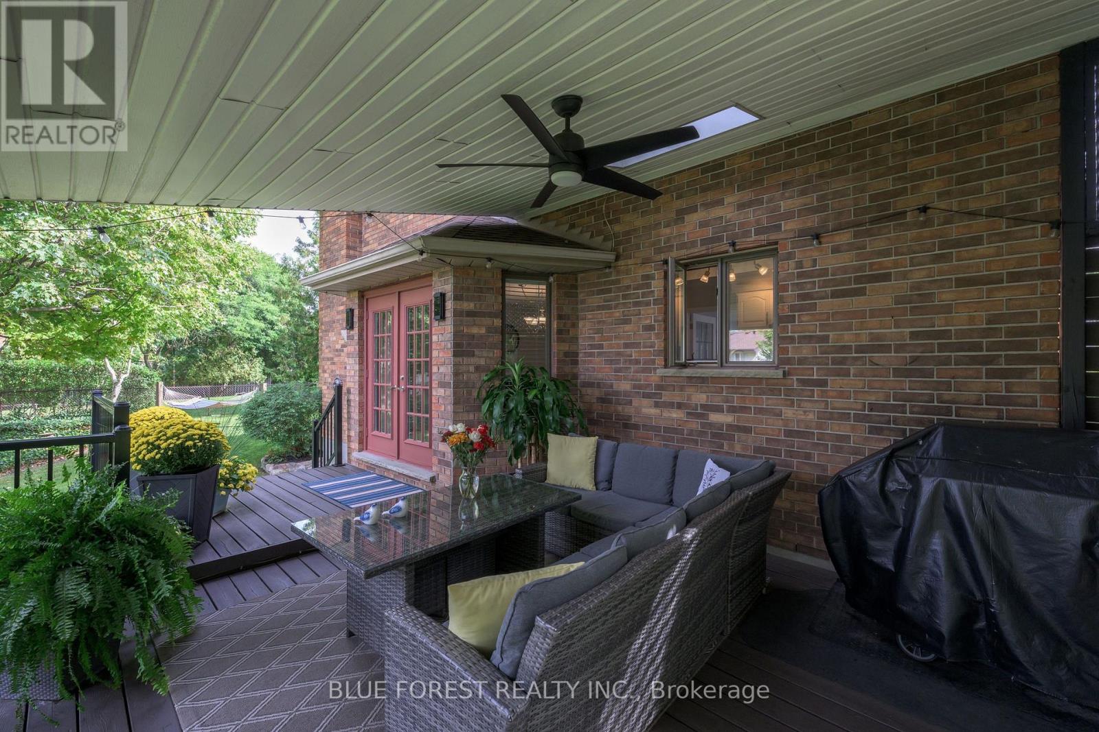 1039 COUNTRY CLUB COURT - Image 29