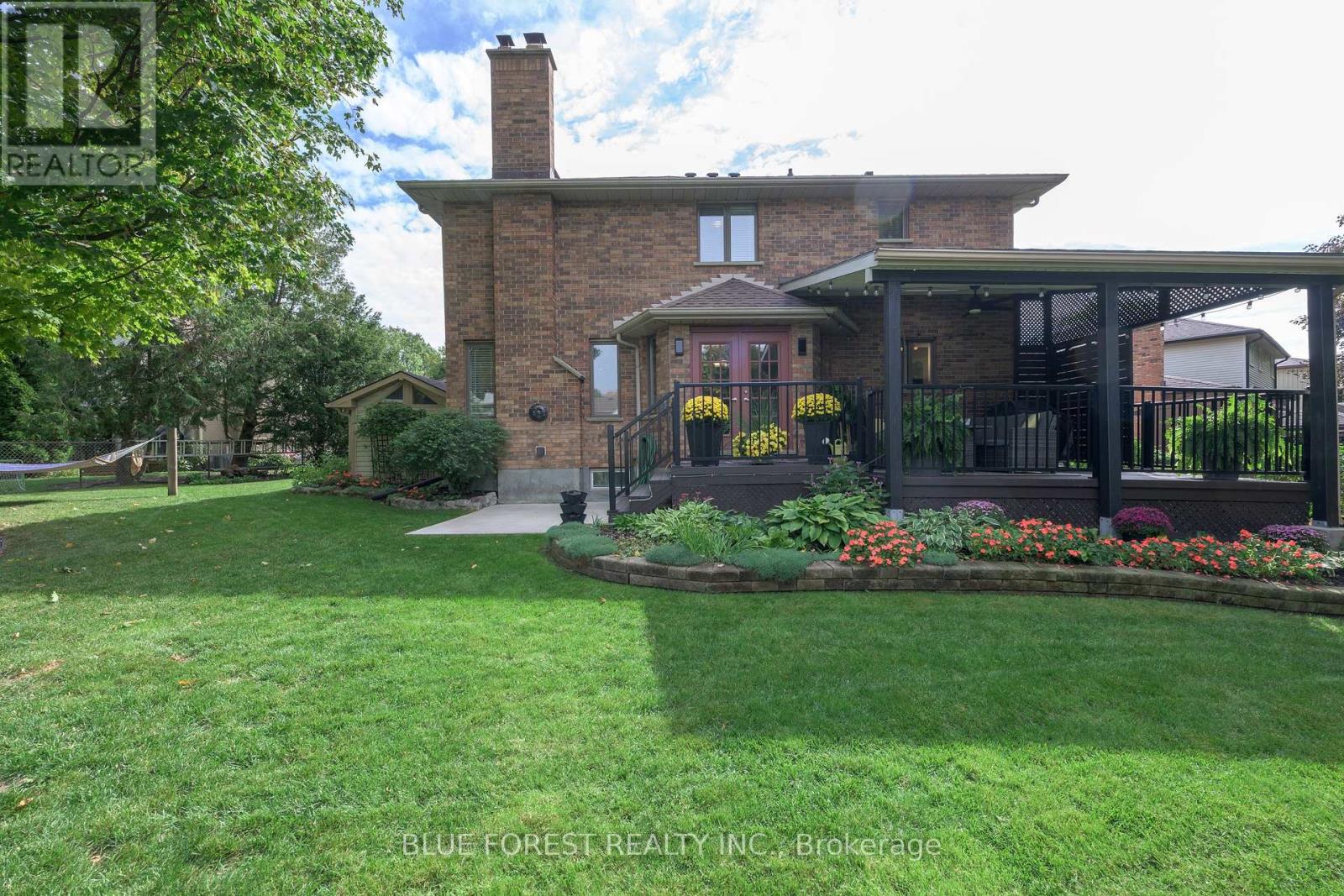 1039 COUNTRY CLUB COURT - Image 33