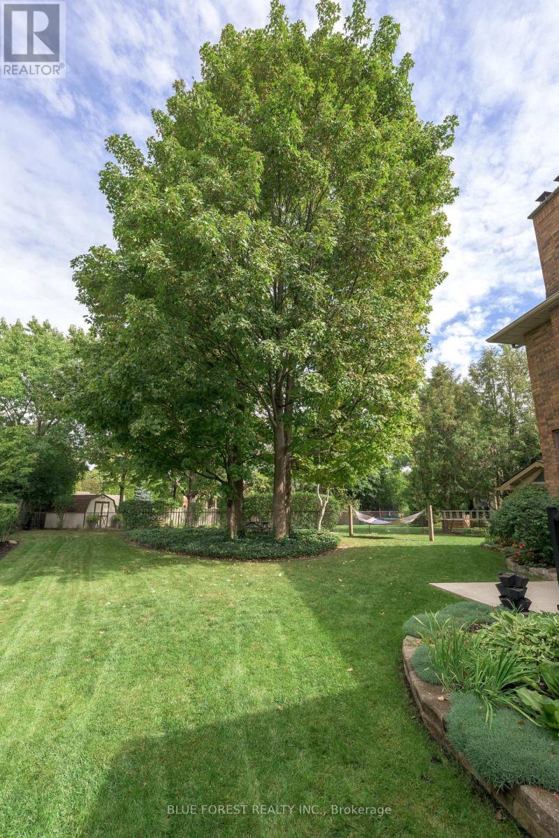 1039 COUNTRY CLUB COURT - Image 37