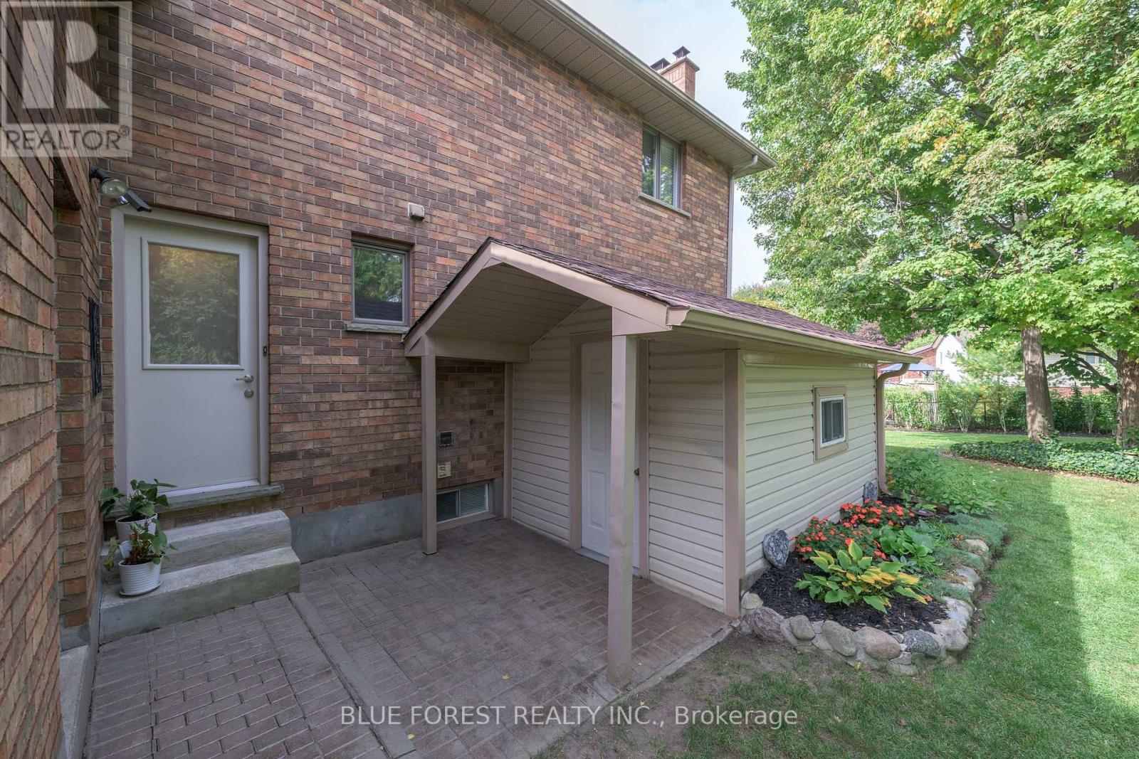 1039 COUNTRY CLUB COURT - Image 42