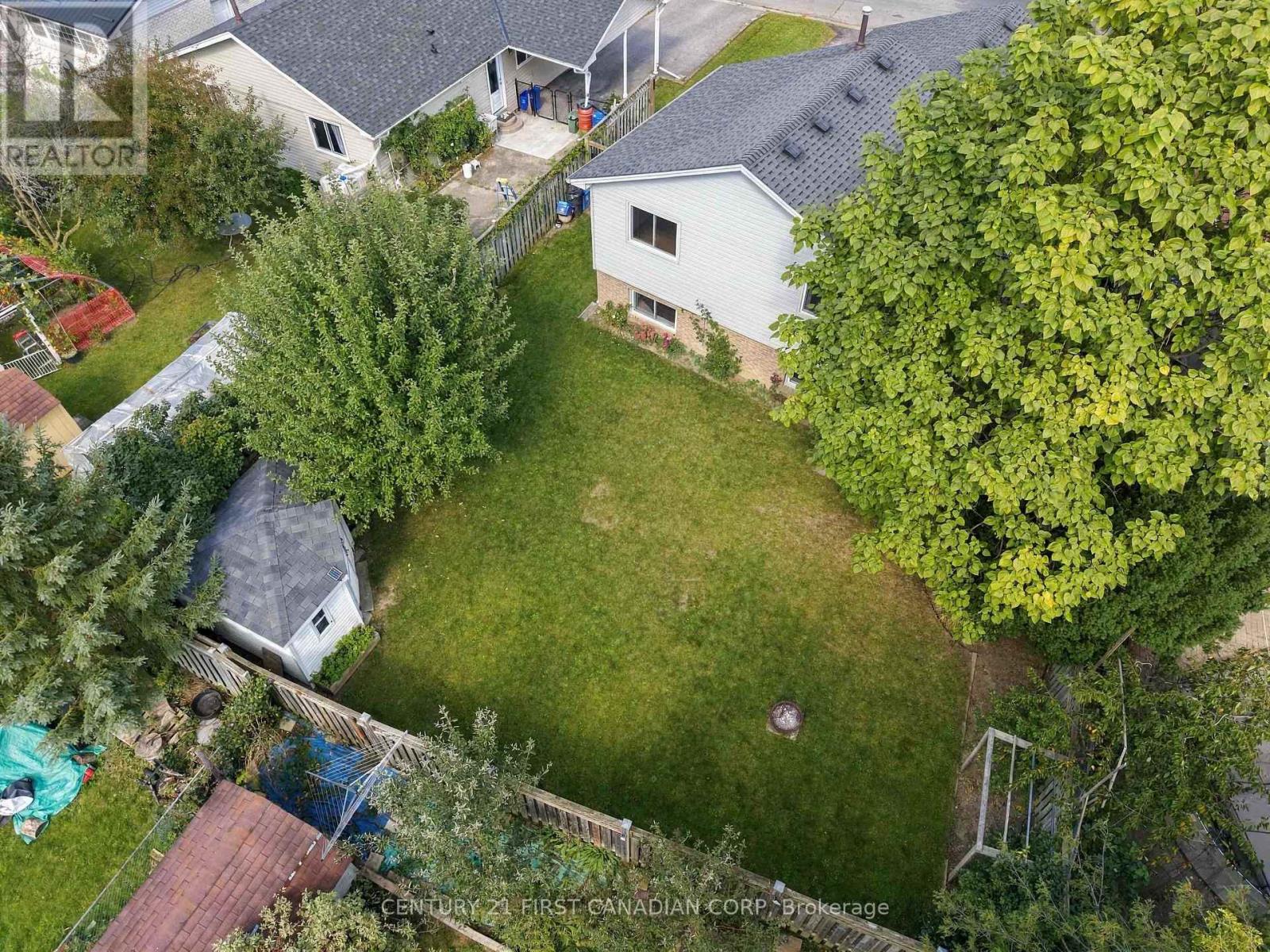 17 ARCHER CRESCENT - 46