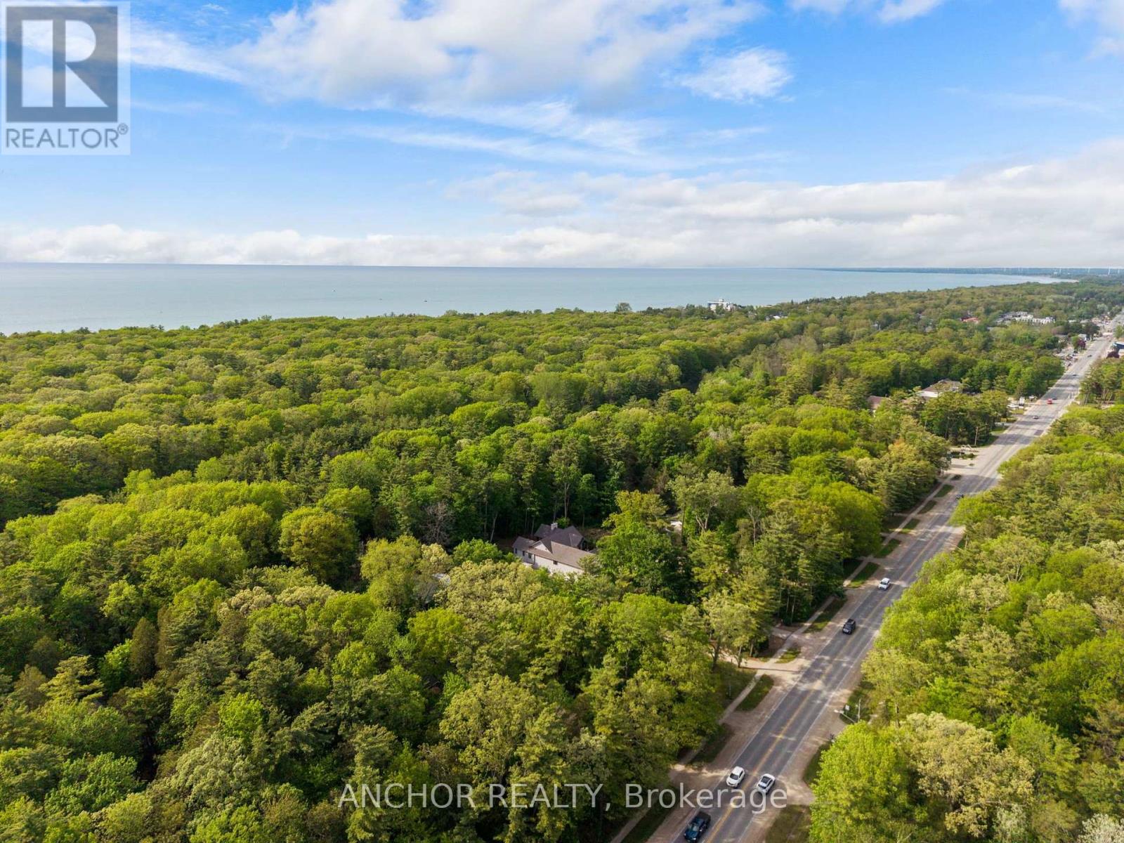 223 ONTARIO STREET S - 39
