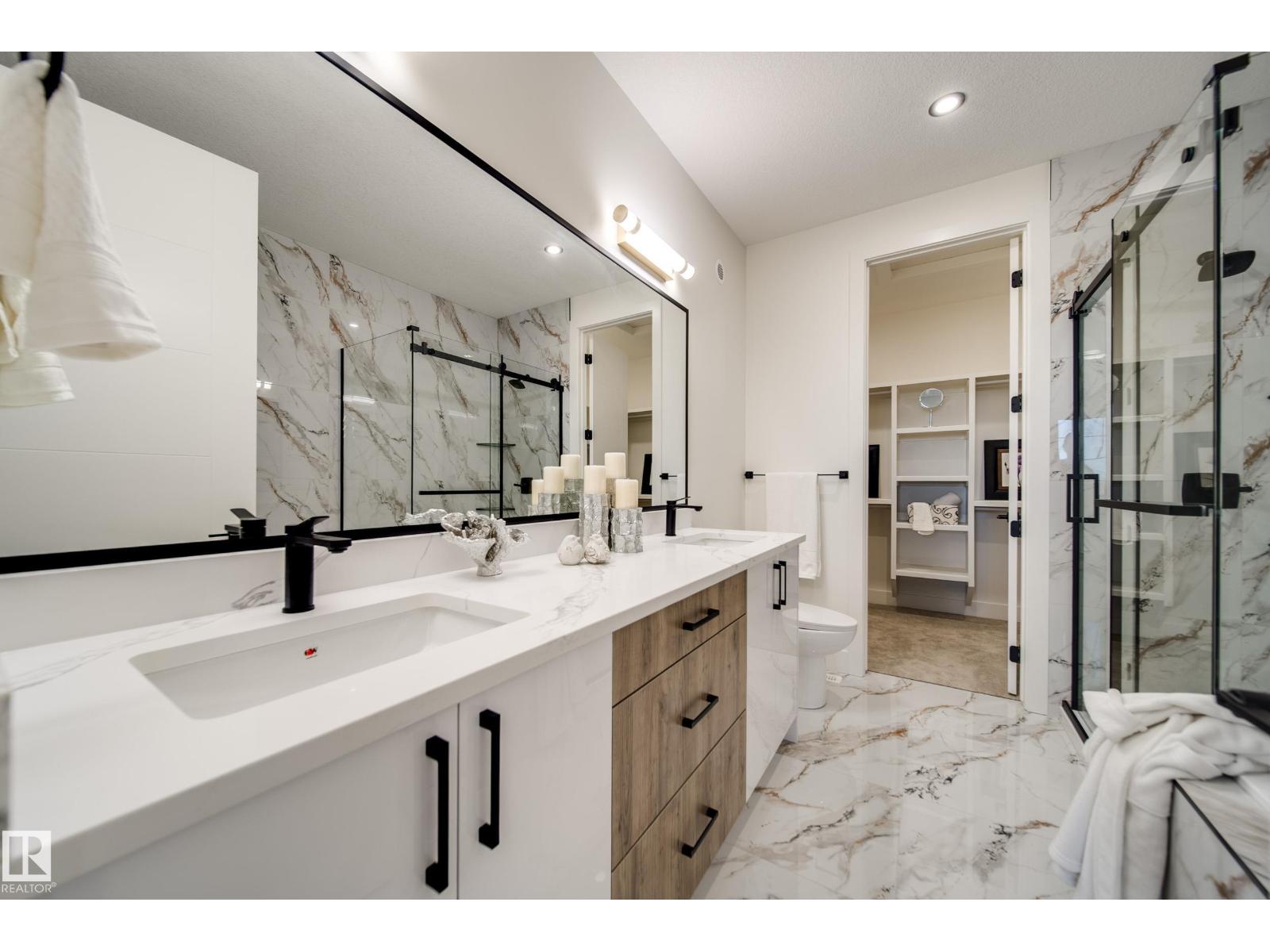 8752 183 AV NW - 29