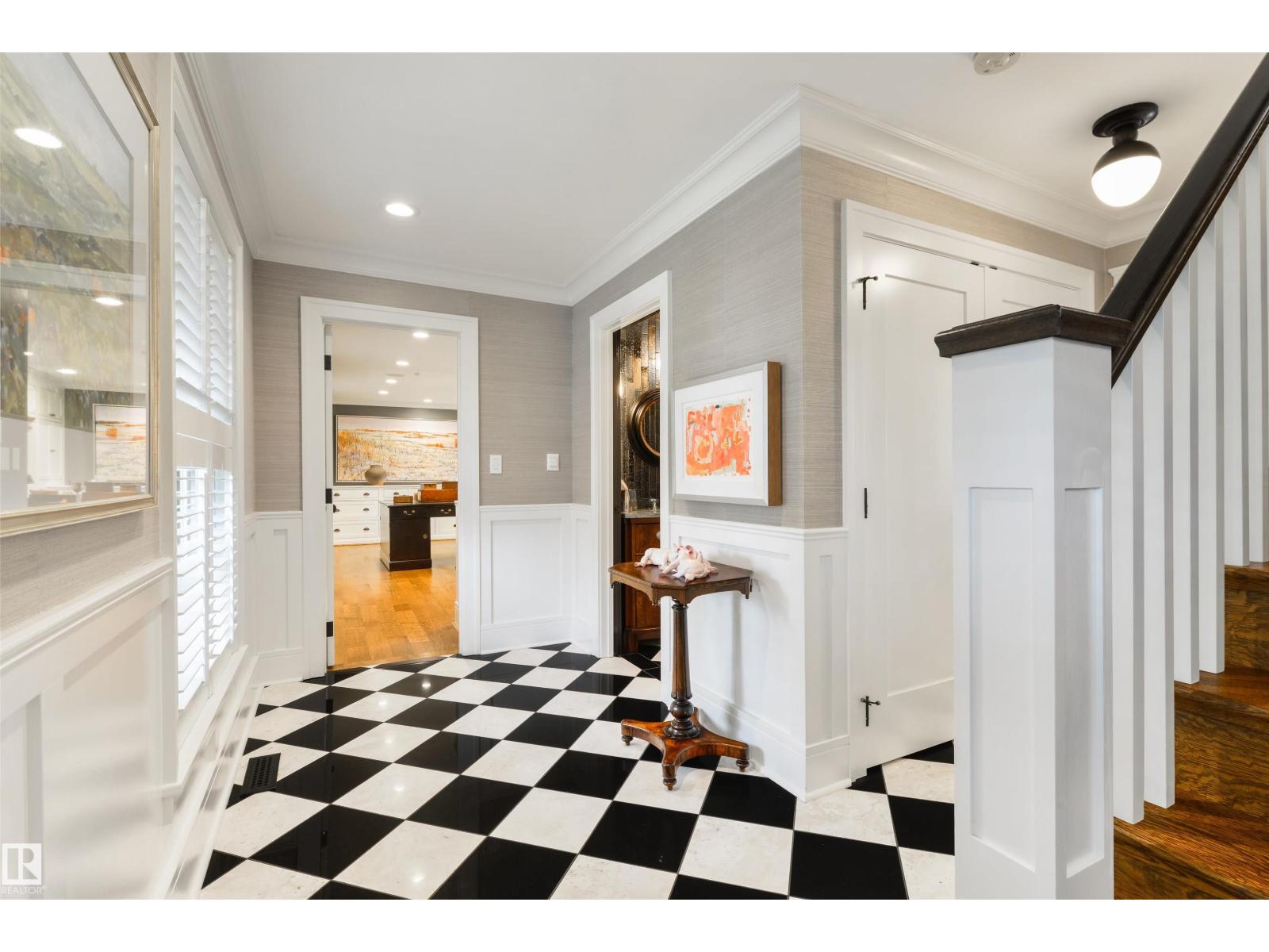 12719 39 AV NW - 29