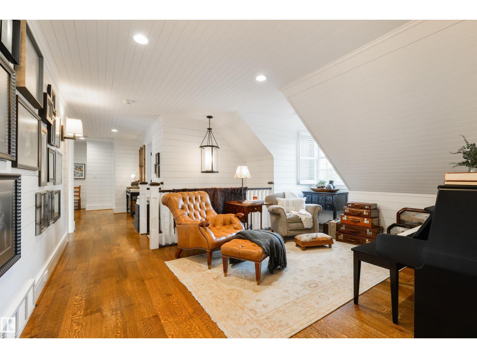 12719 39 AV NW - 51