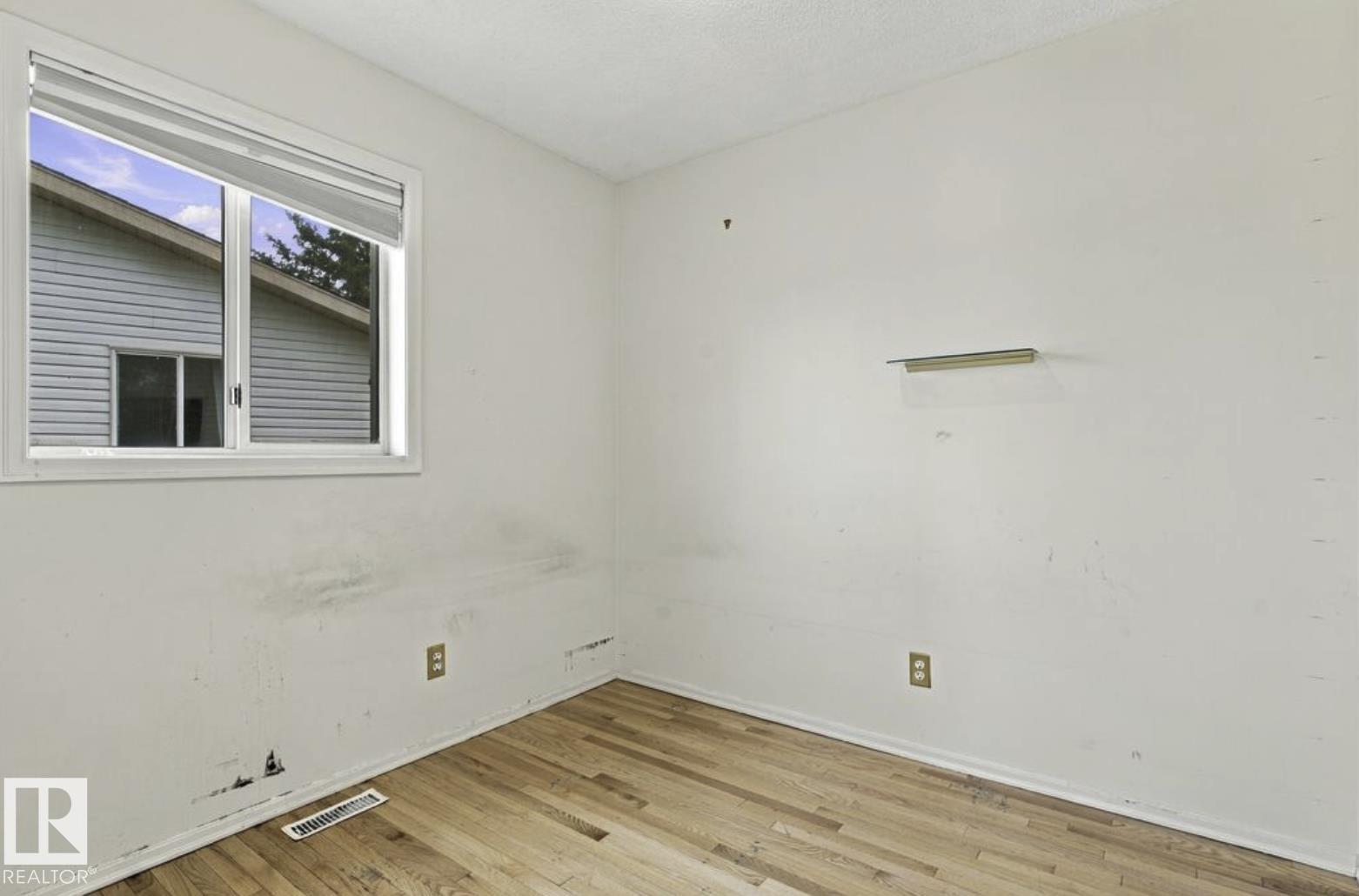 4423 36A ST NW - 24