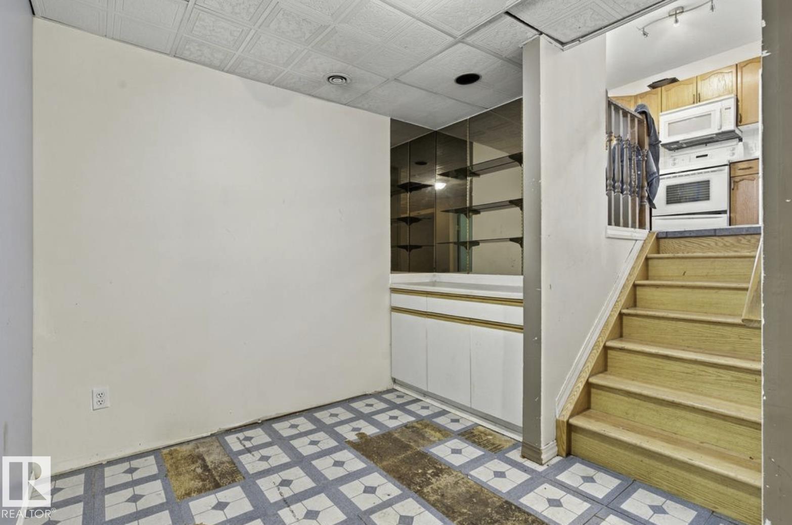 4423 36A ST NW - 26