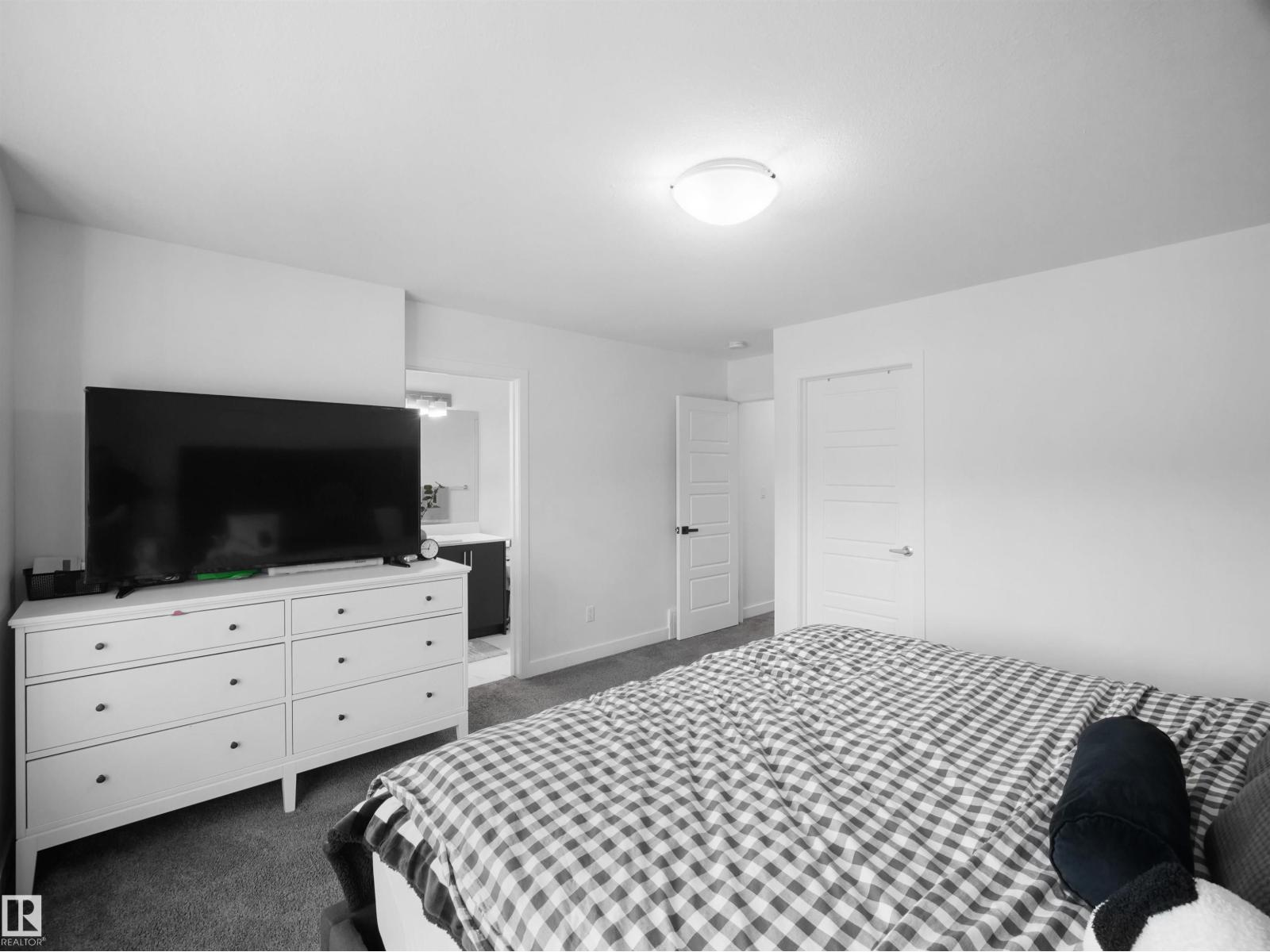 1635 PLUM CIRCLE CI SW - 31