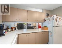16, 3015 51 Street SW - photo 10