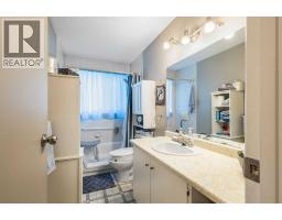 16, 3015 51 Street SW - photo 18