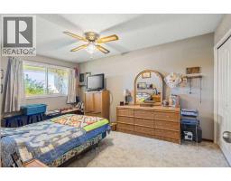 16, 3015 51 Street SW - photo 13