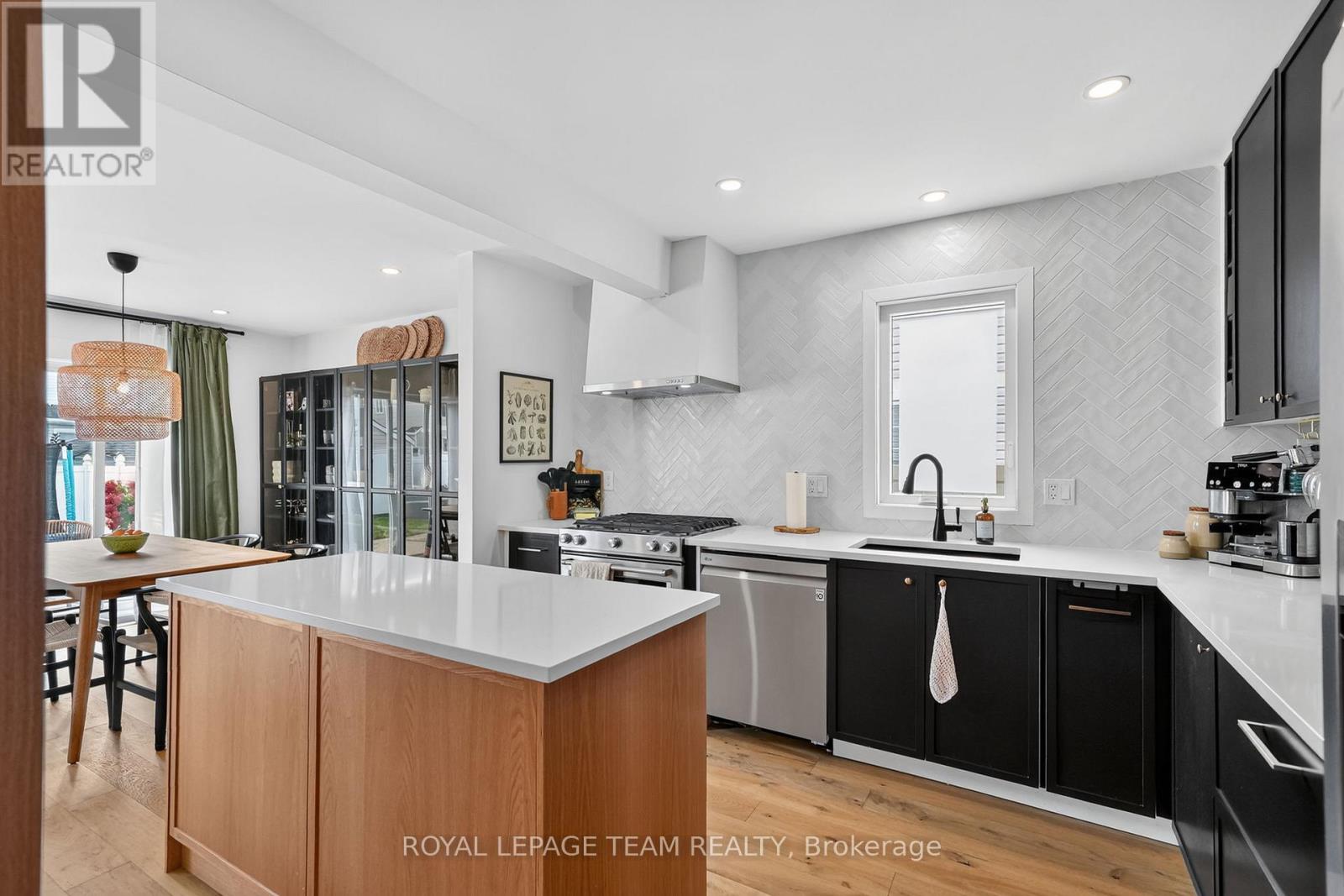 8 ORISKA WAY - Image 19