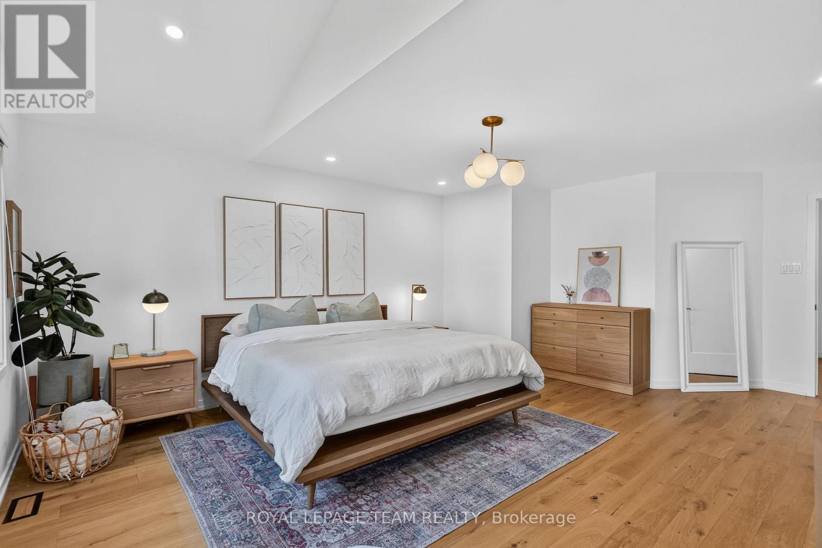 8 ORISKA WAY - Image 23