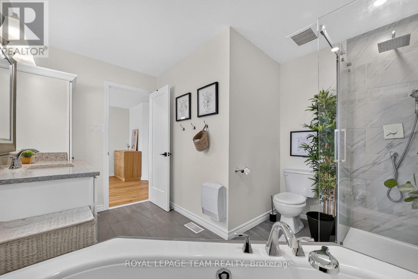 8 ORISKA WAY - Image 27