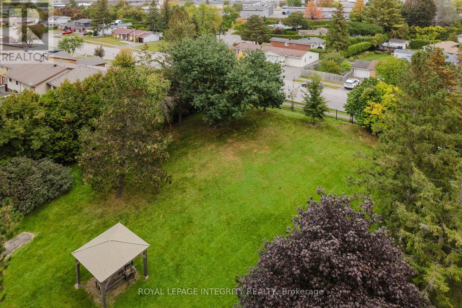 #212 2650 SOUTHVALE CRESCENT - 30