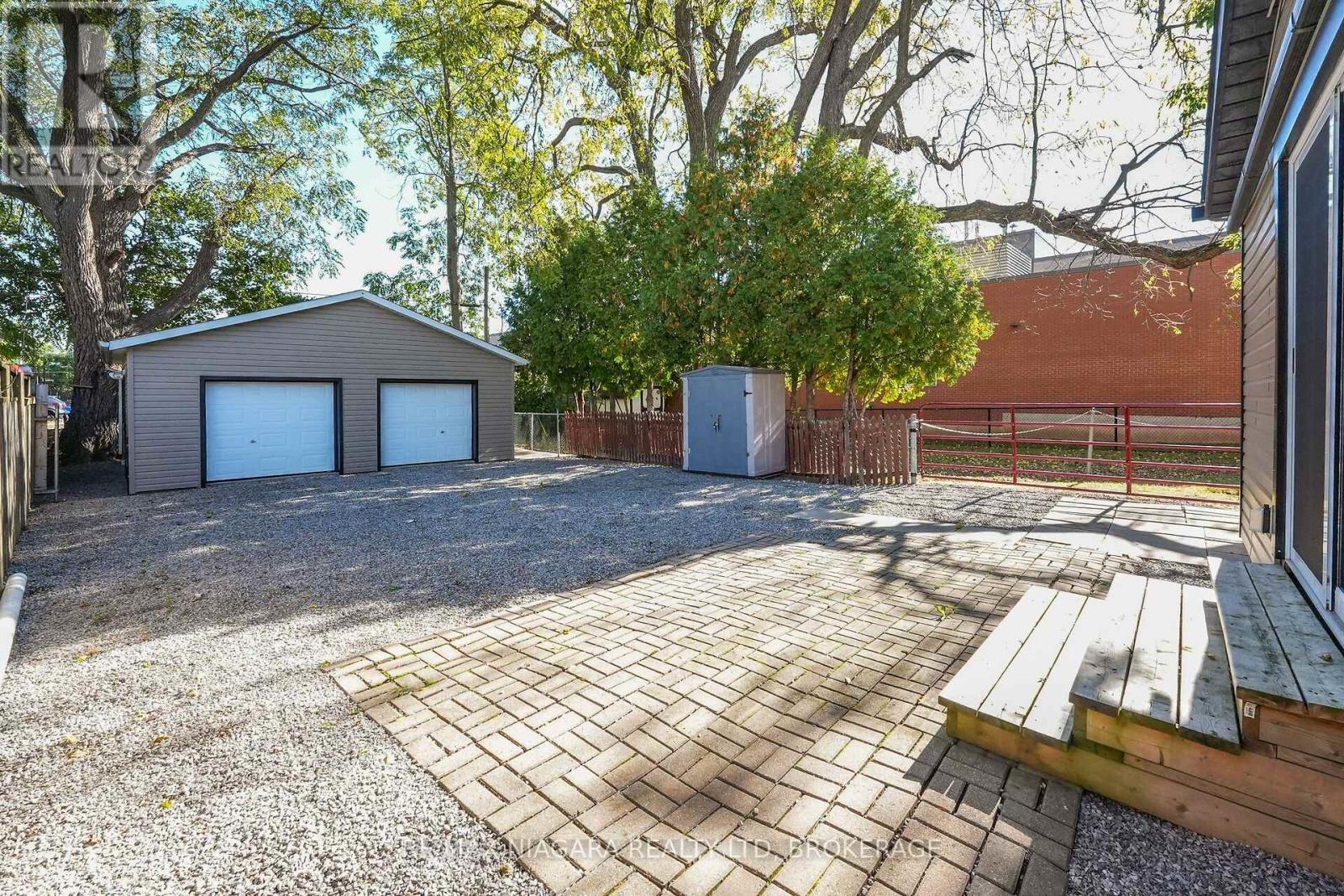 15 ADELAIDE STREET - 21