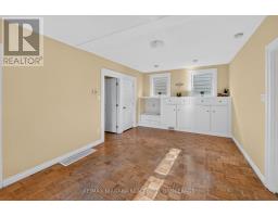 Family room - 15 Adelaide Street, Grimsby, ON L3M1X2 Photo 9