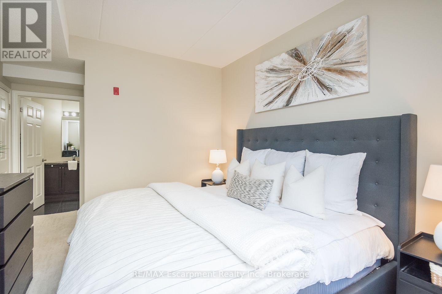 #310 1379 COSTIGAN ROAD - 17