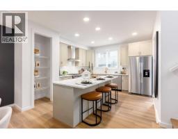 696 Sora Boulevard SE - photo 10