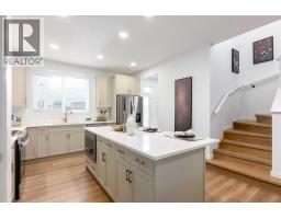 696 Sora Boulevard SE - photo 13