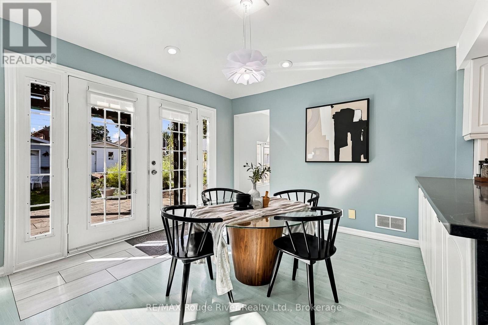 1116 GREEN STREET - 18