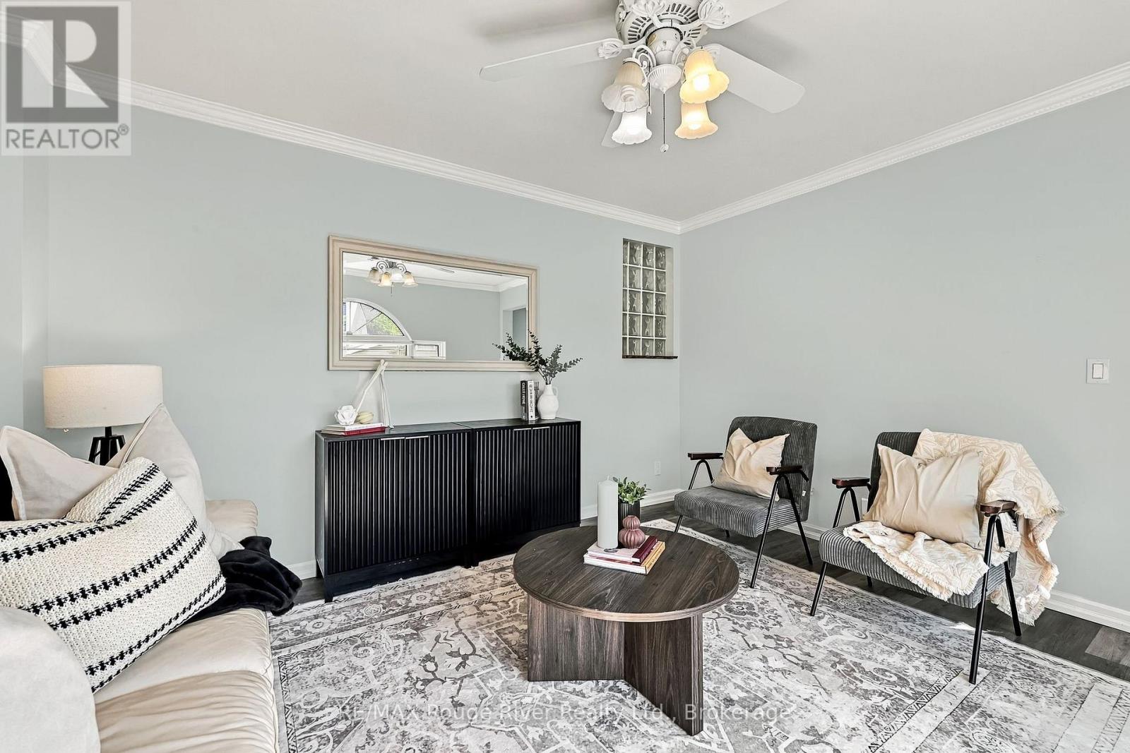 1116 GREEN STREET - 22