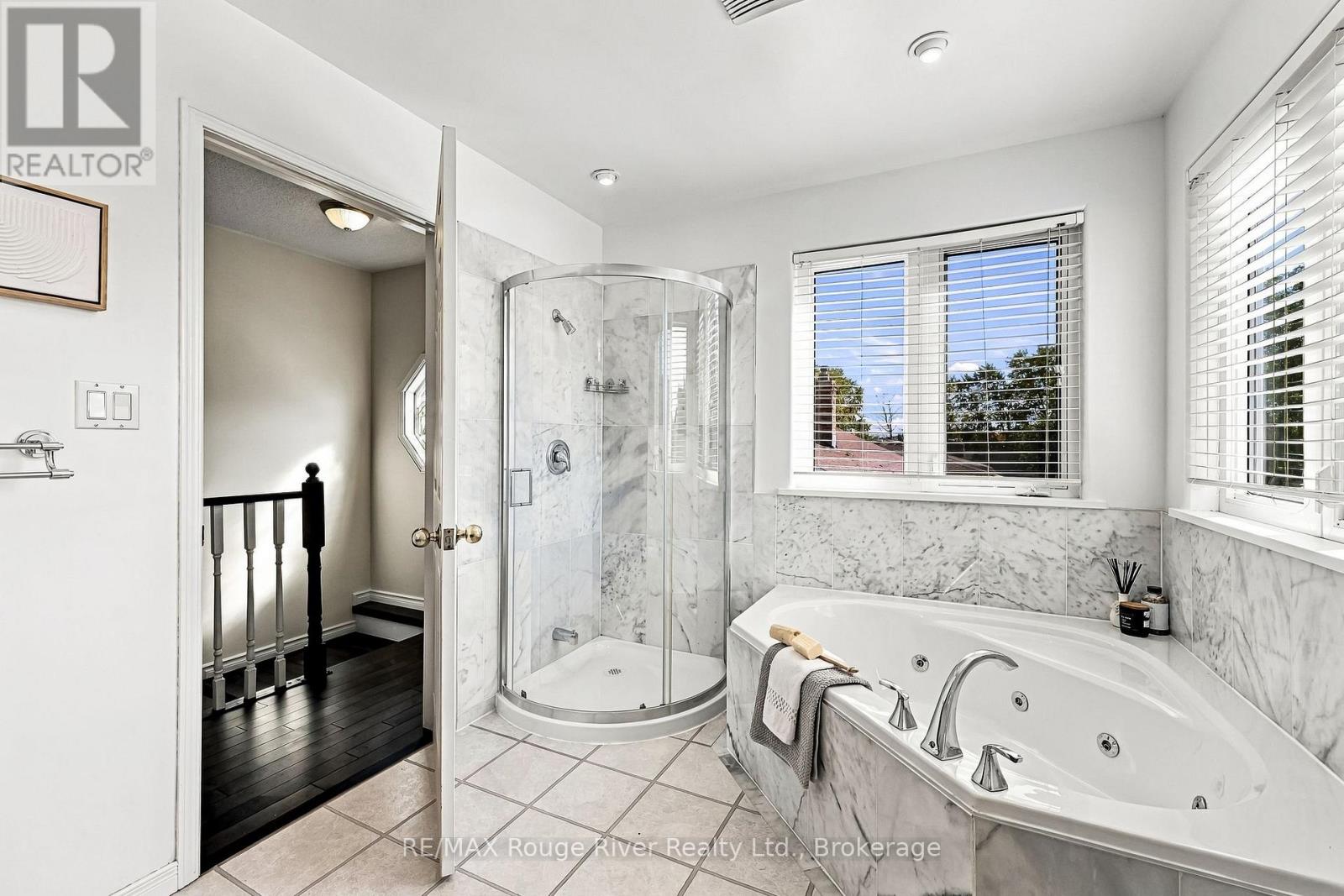 1116 GREEN STREET - 32