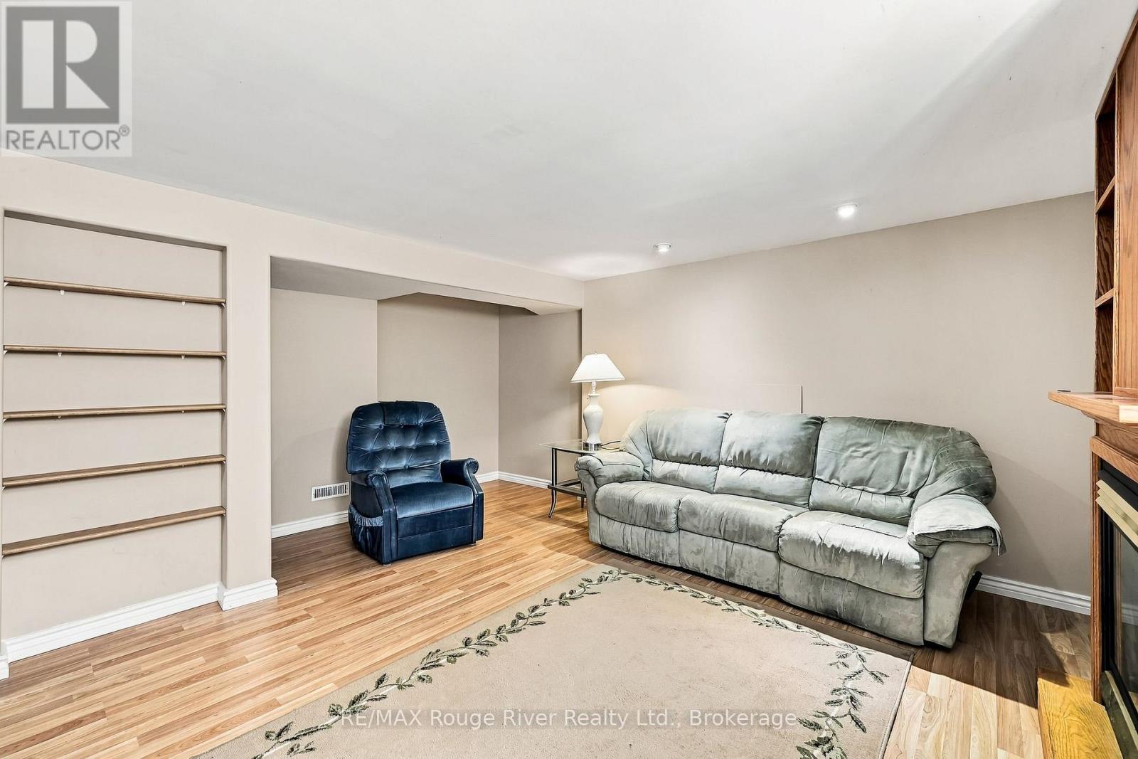 1116 GREEN STREET - 39