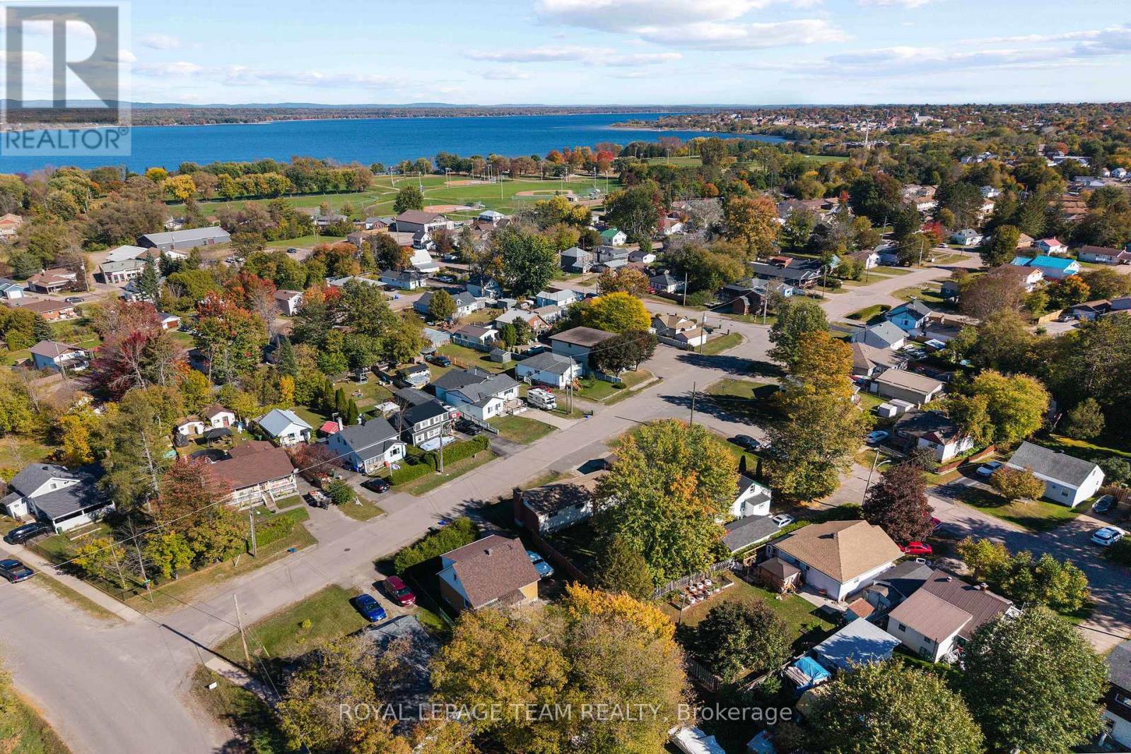 1126 POIRIER STREET - 27