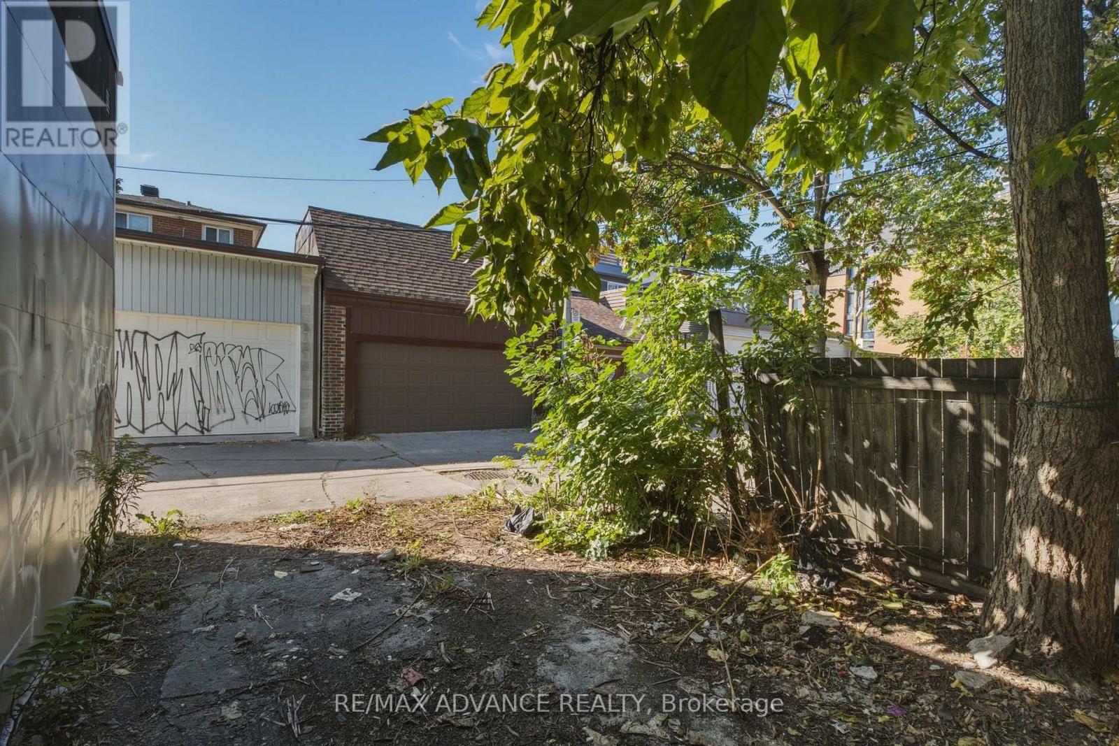 82A Augusta Avenue, Toronto, ON photo 43