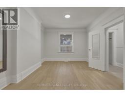 82a Augusta Avenue, Toronto, ON M5T2L1 Photo 12