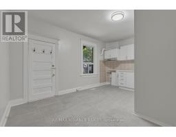 82a Augusta Avenue, Toronto, ON M5T2L1 Photo 16