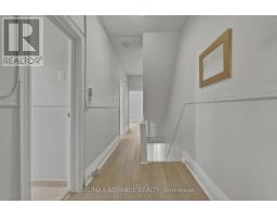82a Augusta Avenue, Toronto, ON M5T2L1 Photo 22