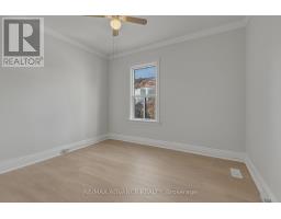 82a Augusta Avenue, Toronto, ON M5T2L1 Photo 24